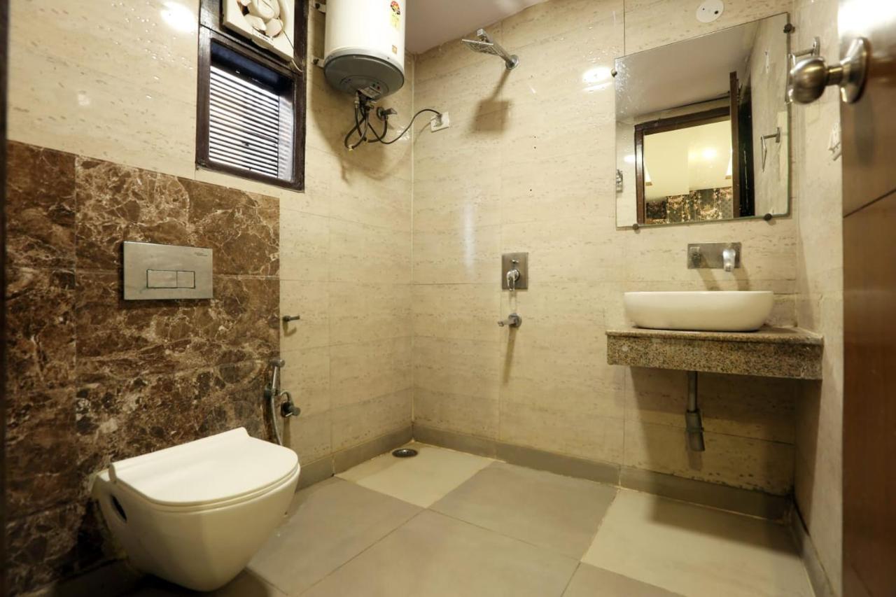 Melfort Bed & Breakfast New Delhi Buitenkant foto