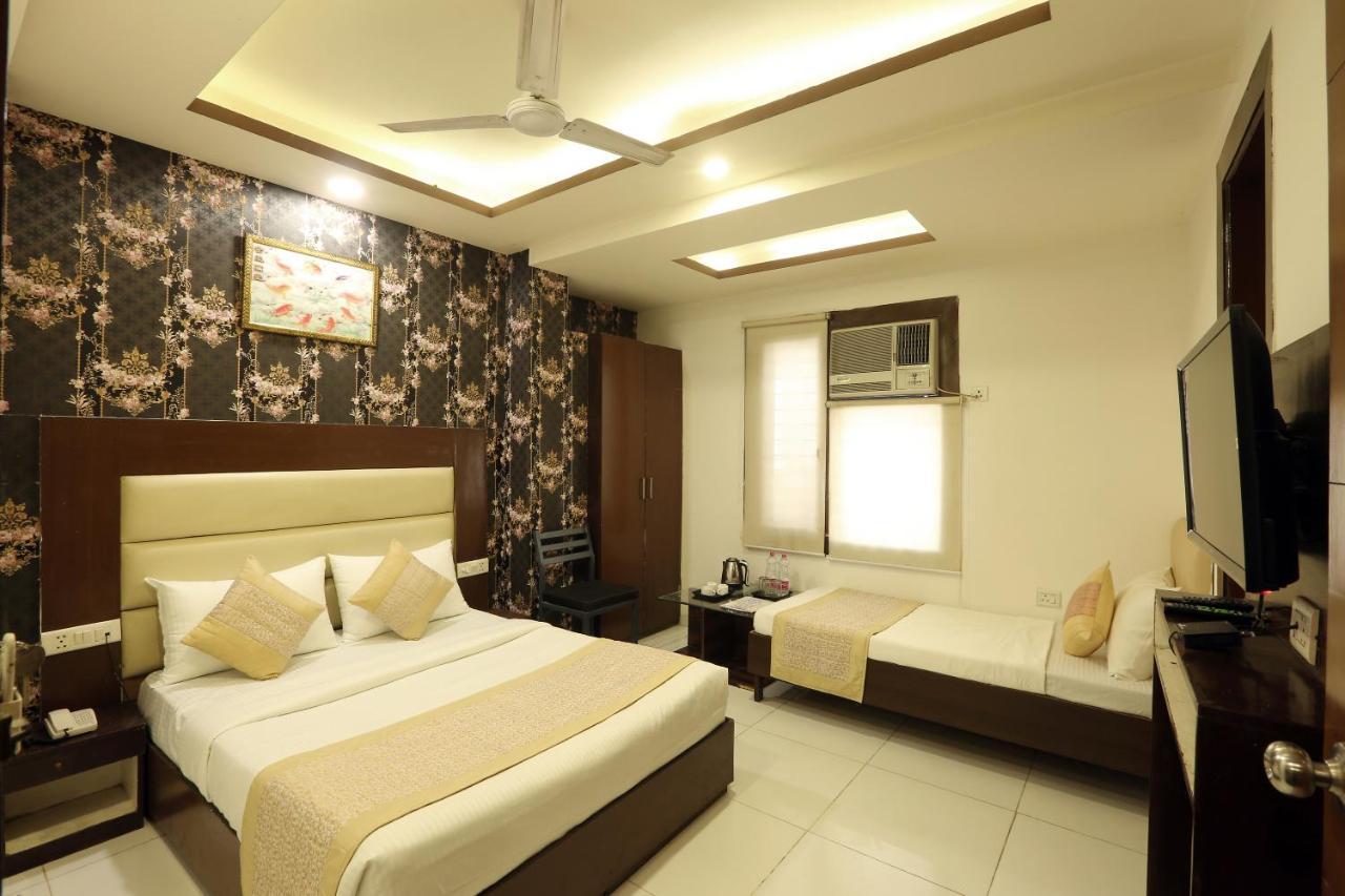 Melfort Bed & Breakfast New Delhi Buitenkant foto